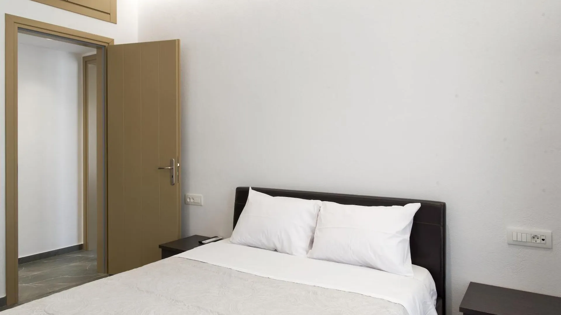 Maistros Apartments Mykonos Ftelia