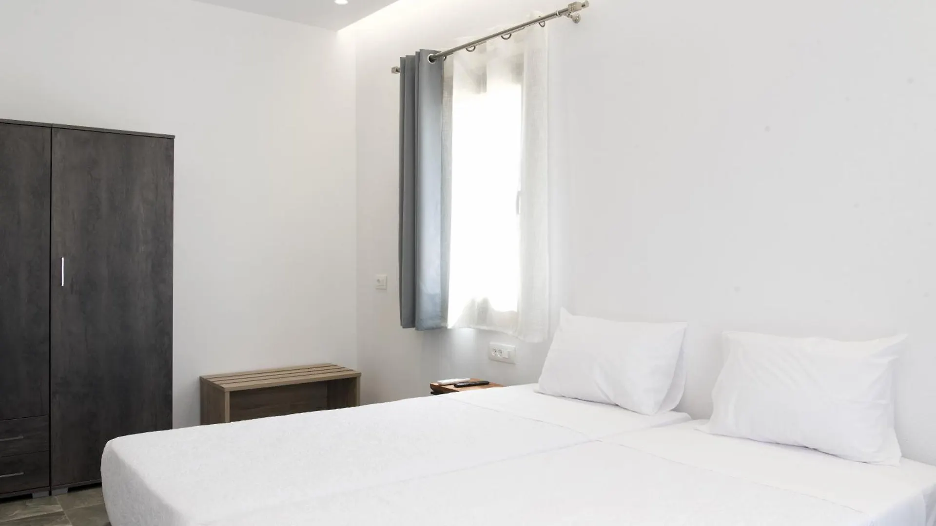 Maistros Apartments Mykonos Ftelia